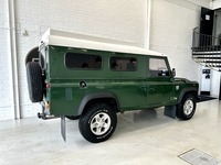 Land Rover Defender vaihtoauto