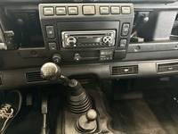 Land Rover Defender vaihtoauto