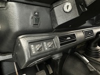 Land Rover Defender vaihtoauto