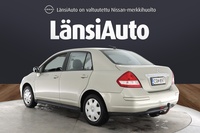 Nissan Tiida vaihtoauto