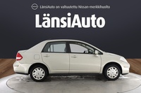 Nissan Tiida vaihtoauto