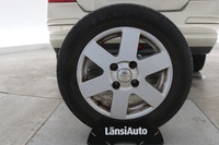 Nissan Tiida vaihtoauto