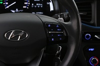 Hyundai IONIQ hybrid vaihtoauto