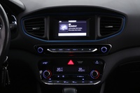 Hyundai IONIQ hybrid vaihtoauto