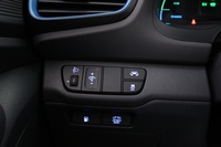 Hyundai IONIQ hybrid vaihtoauto