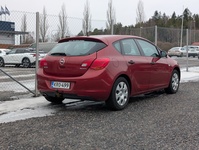 Opel Astra vaihtoauto