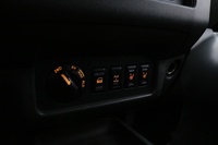 Nissan Navara vaihtoauto