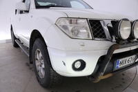 Nissan Navara vaihtoauto