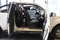 Nissan Navara vaihtoauto