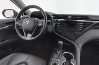 Toyota Camry vaihtoauto