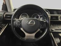 Lexus IS vaihtoauto
