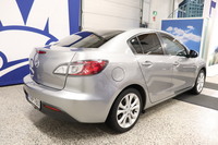 Mazda 3 vaihtoauto