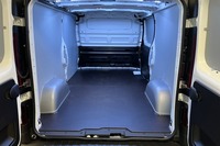 Nissan Primastar vaihtoauto