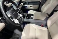 Land Rover Defender vaihtoauto