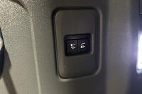 Land Rover Defender vaihtoauto