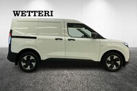 Ford Transit Courier vaihtoauto