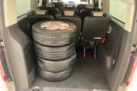 Ford Tourneo Custom vaihtoauto