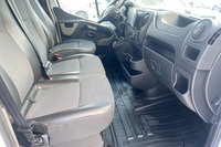Nissan NV400 vaihtoauto