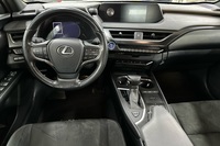 Lexus UX vaihtoauto