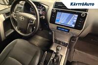 Toyota Land Cruiser vaihtoauto