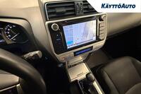 Toyota Land Cruiser vaihtoauto