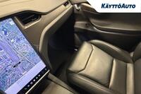 Tesla Model X vaihtoauto
