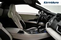 BMW i8 vaihtoauto