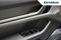 Porsche Taycan vaihtoauto
