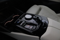 BMW i5 vaihtoauto