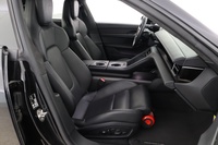 Porsche Taycan vaihtoauto