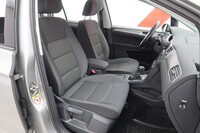 Volkswagen Golf Sportsvan vaihtoauto