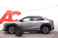 Toyota bZ4X vaihtoauto