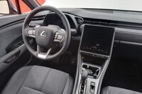 Lexus LBX vaihtoauto