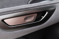 Lexus LBX vaihtoauto