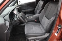 Lexus LBX vaihtoauto