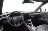 Lexus LBX vaihtoauto