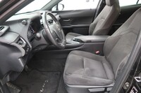 Lexus UX vaihtoauto