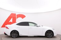 Lexus IS vaihtoauto