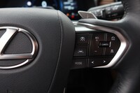 Lexus LBX vaihtoauto