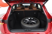 Lexus LBX vaihtoauto