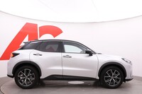 Lexus LBX vaihtoauto