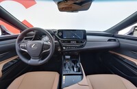 Lexus ES vaihtoauto