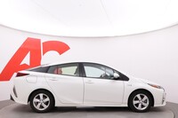 Toyota Prius Plug-in vaihtoauto