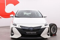 Toyota Prius Plug-in vaihtoauto