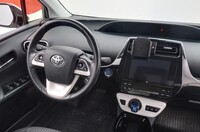 Toyota Prius Plug-in vaihtoauto
