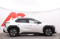 Toyota bZ4X vaihtoauto