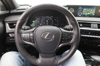 Lexus UX vaihtoauto