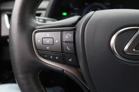 Lexus UX vaihtoauto