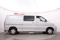 Toyota Hiace vaihtoauto