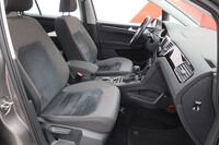 Volkswagen Golf Sportsvan vaihtoauto